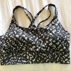Lululemon sports bra